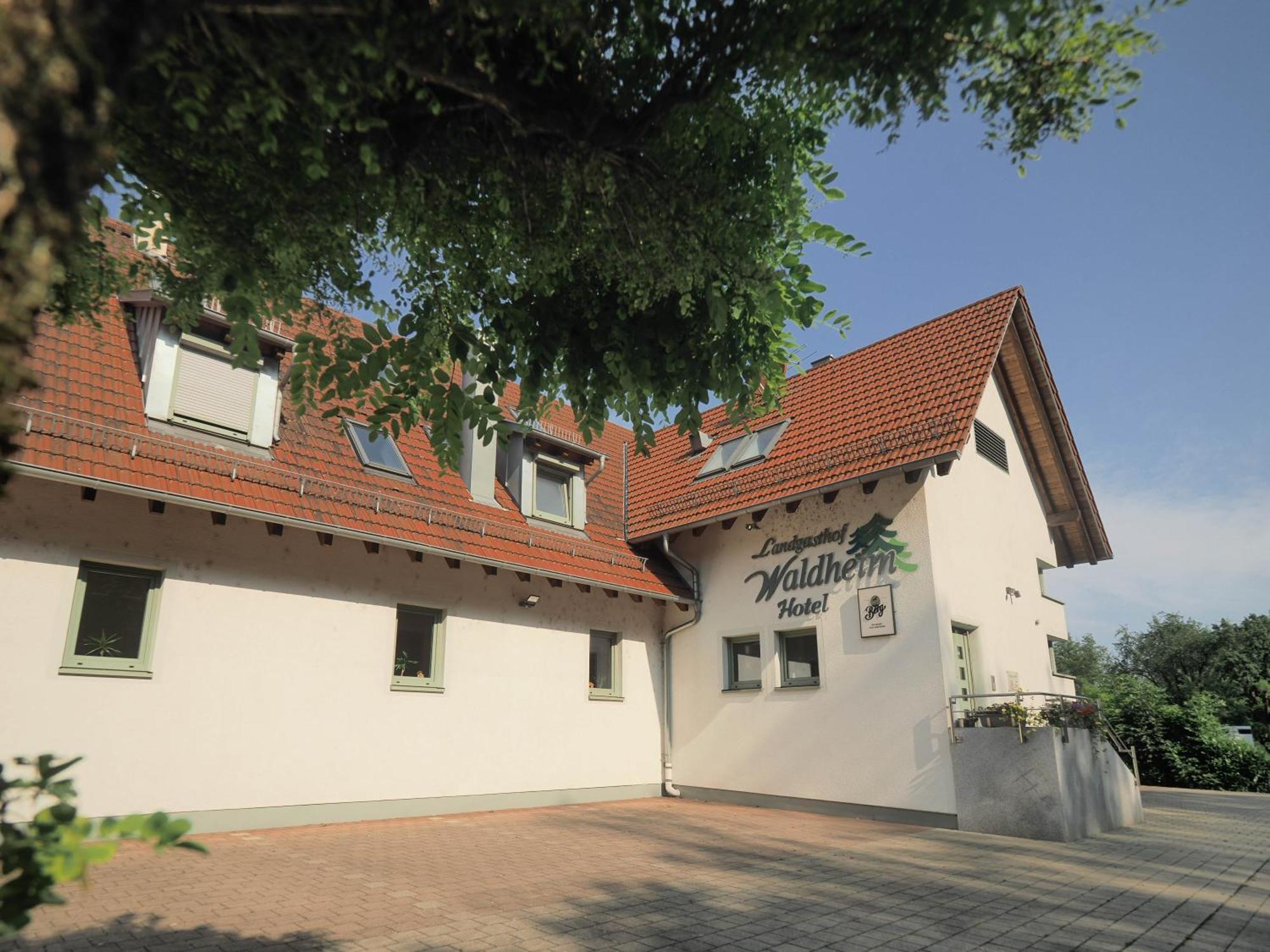 Pliezhausen Landhotel Waldheim מראה חיצוני תמונה