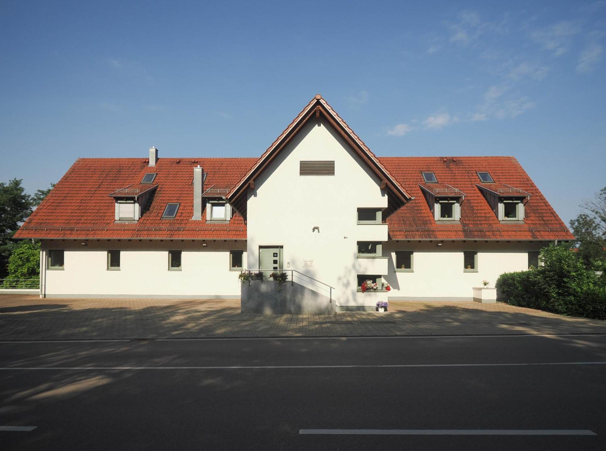 Pliezhausen Landhotel Waldheim מראה חיצוני תמונה